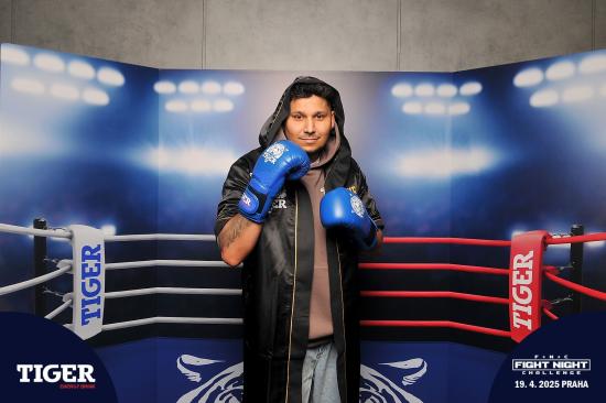 Galerie Fight Night Challenge 9, O2 universum