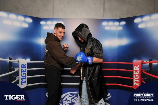 Galerie Fight Night Challenge 9, O2 universum
