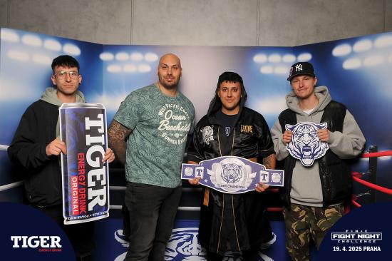 Galerie Fight Night Challenge 9, O2 universum