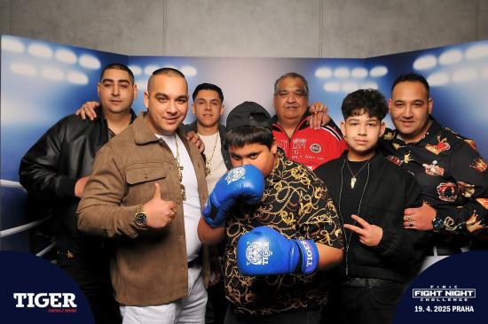 Galerie Fight Night Challenge 9, O2 universum