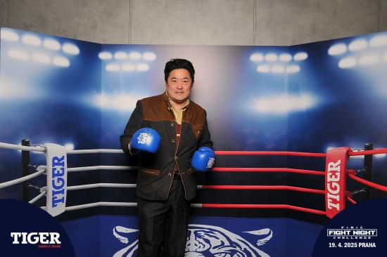 Galerie Fight Night Challenge 9, O2 universum