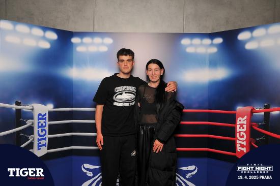 Galerie Fight Night Challenge 9, O2 universum
