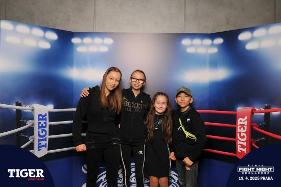 Galerie Fight Night Challenge 9, O2 universum