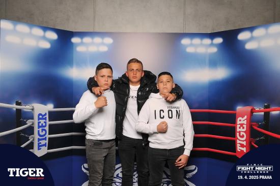 Galerie Fight Night Challenge 9, O2 universum