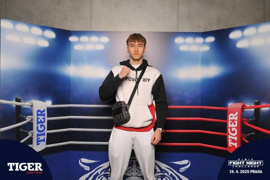 Galerie Fight Night Challenge 9, O2 universum