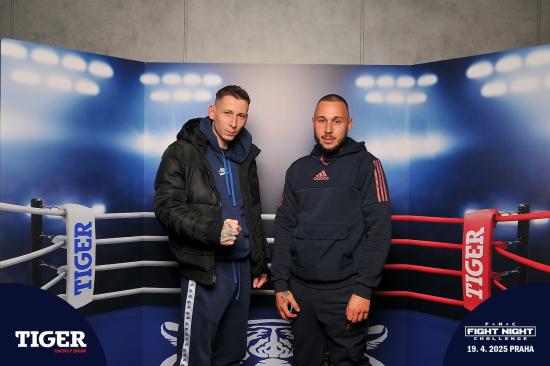 Galerie Fight Night Challenge 9, O2 universum