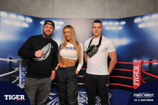 Galerie Fight Night Challenge 9, O2 universum