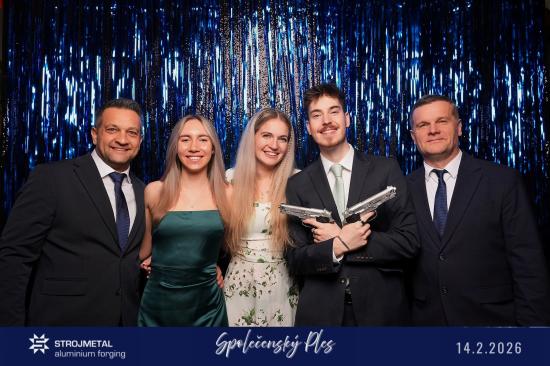 Fotografie z alba firemni-ples-strojmetal,-kulturni-centrum-kamenice