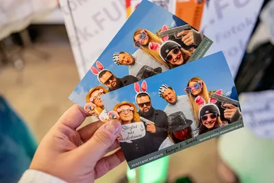 Vytištěná svatební fotografie s vlastní grafikou
